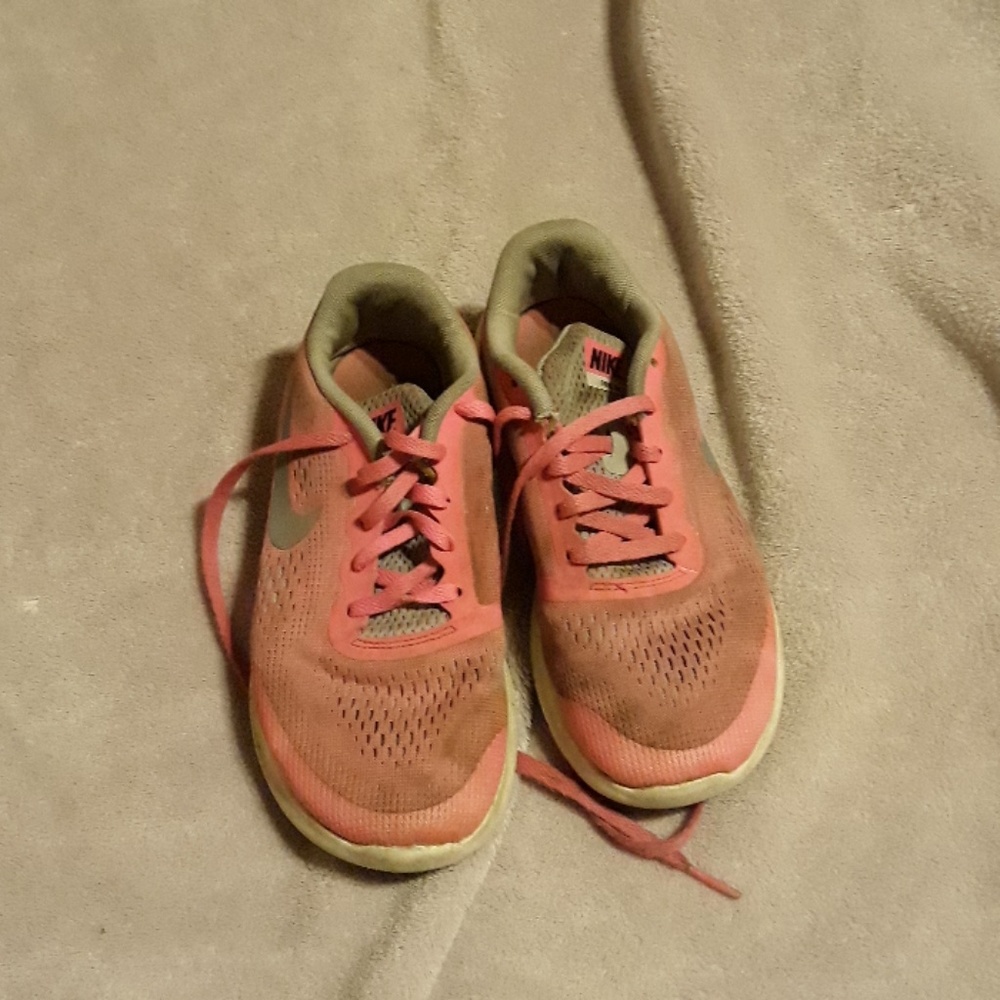 Girls Nike Shoes